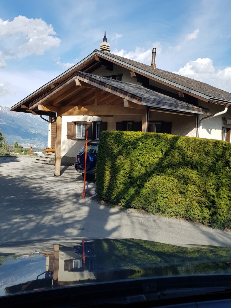 menuiserie-crans-montana-alexandre-lagger-couvert-voiture2