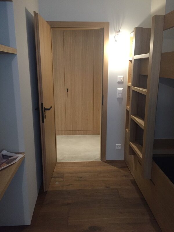 menuiserie-crans-montana-alexandre-lagger-face-chene