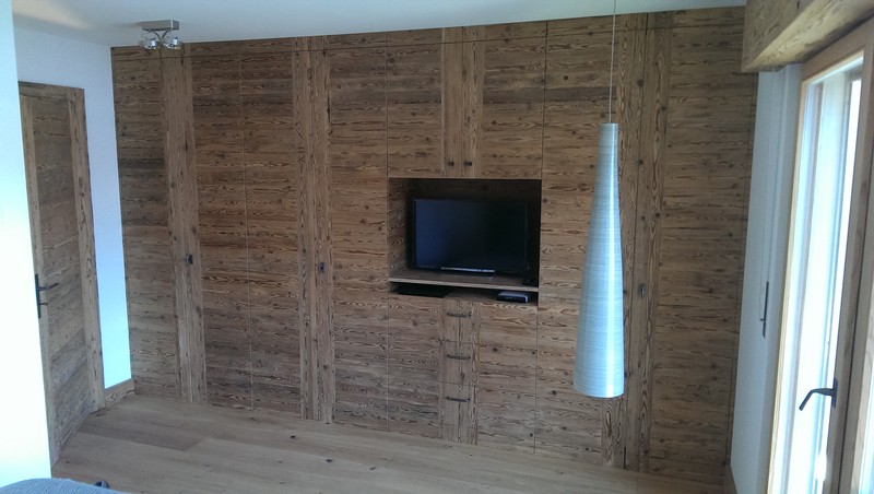 menuiserie-crans-montana-alexandre-lagger-vieux-bois-hache